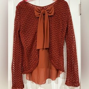 Ya Los Angeles Burnt Orange/Red Crochet Long Sleeve Sweater with Bow Back (M)